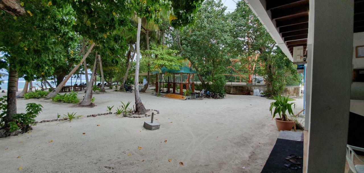 Surf Deck Hotel Thulusdhoo Eksteriør billede